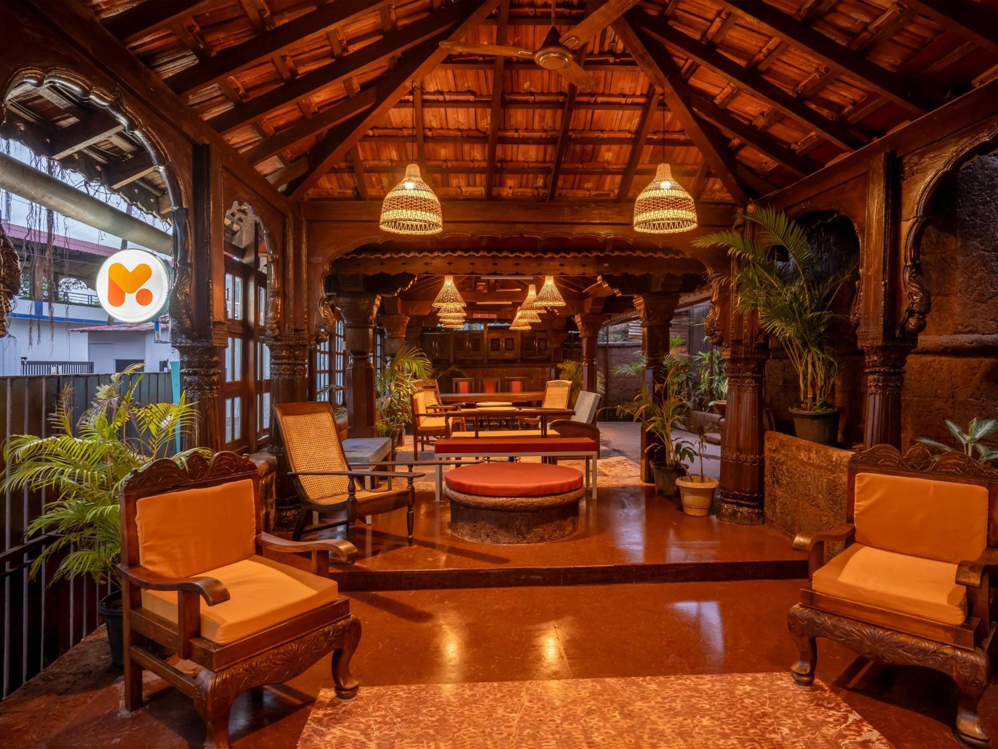 Madpackers Goa Anjuna - Bar Exterior photo
